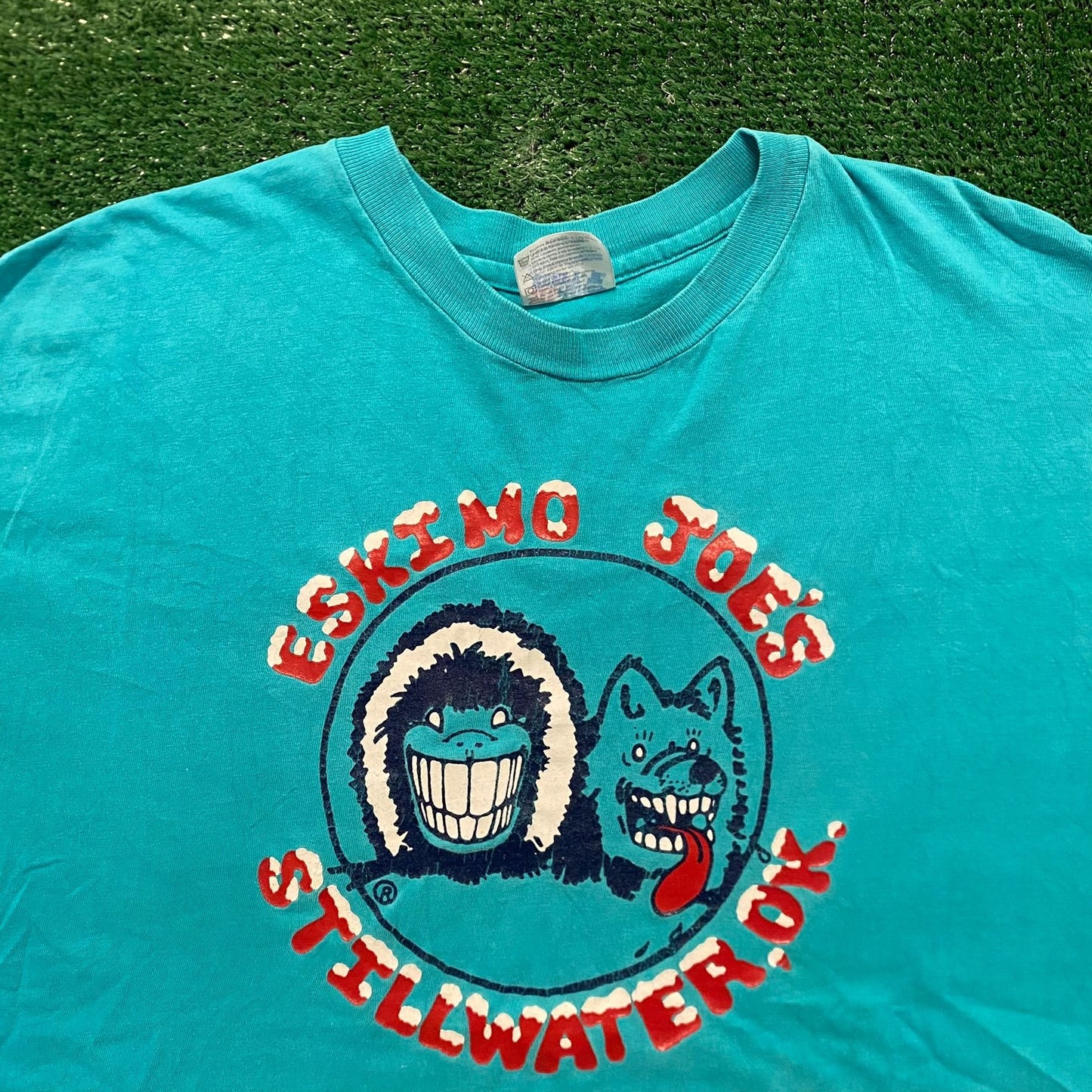 Eskimo Joe's Vintage 90s Grunge Skater T-Shirt