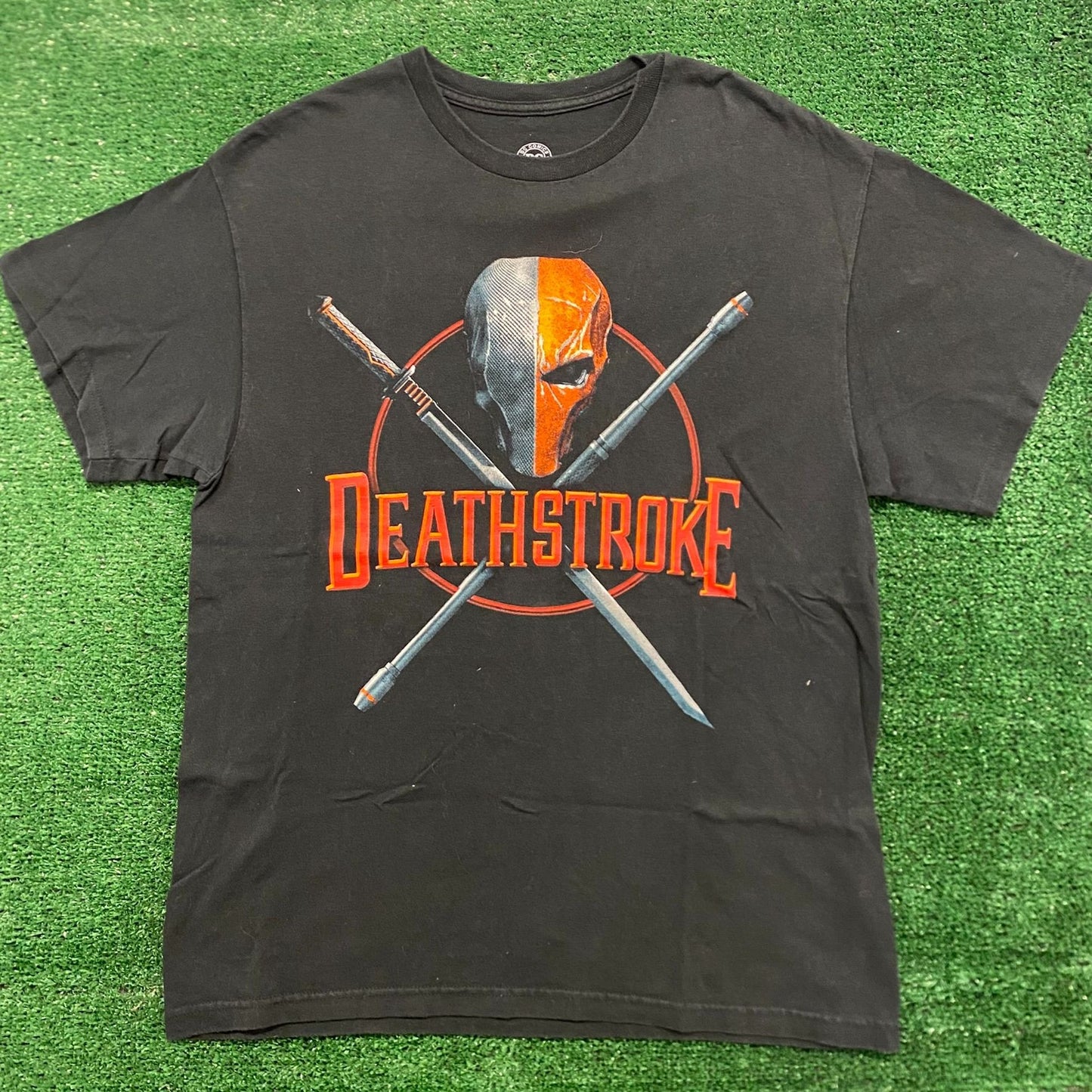 Deathstroke Swords Vintage DC Comics Movie T-Shirt