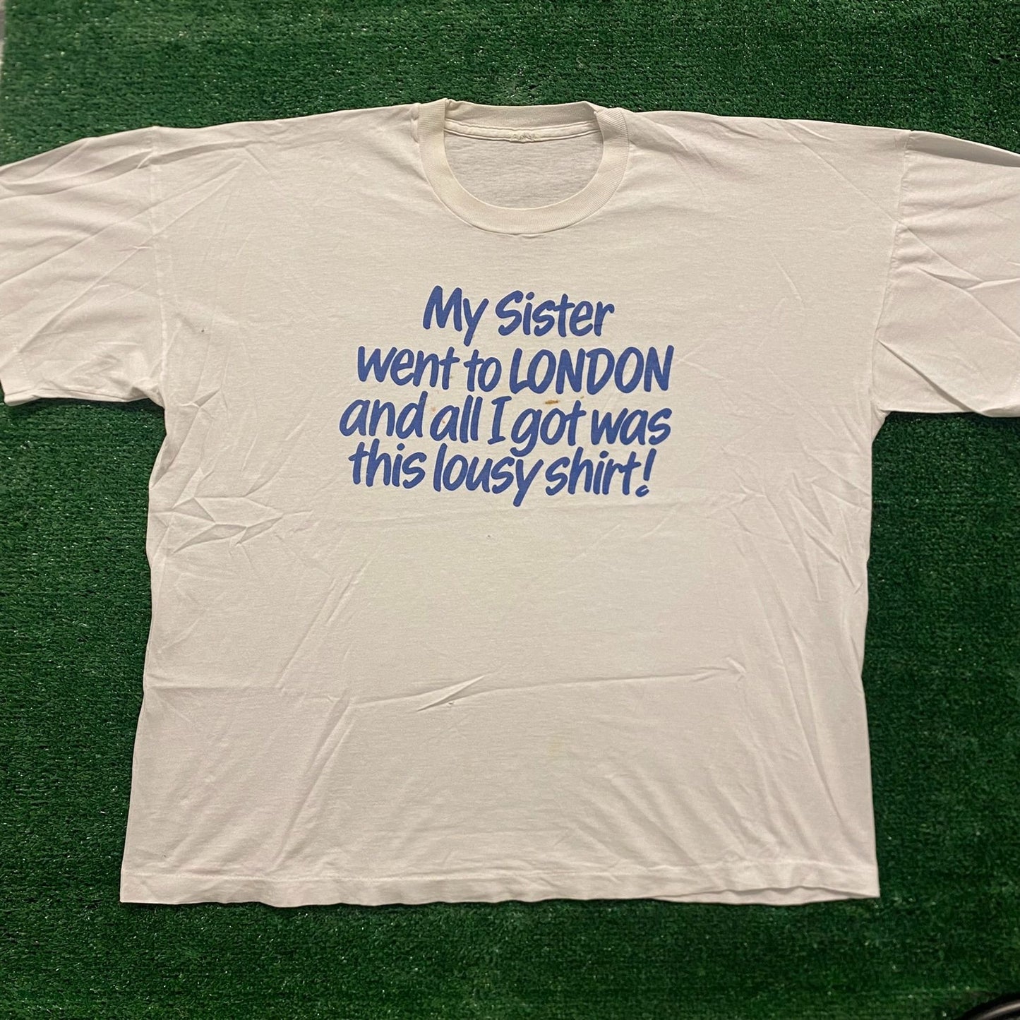 London Tourist Vintage 90s Humor T-Shirt