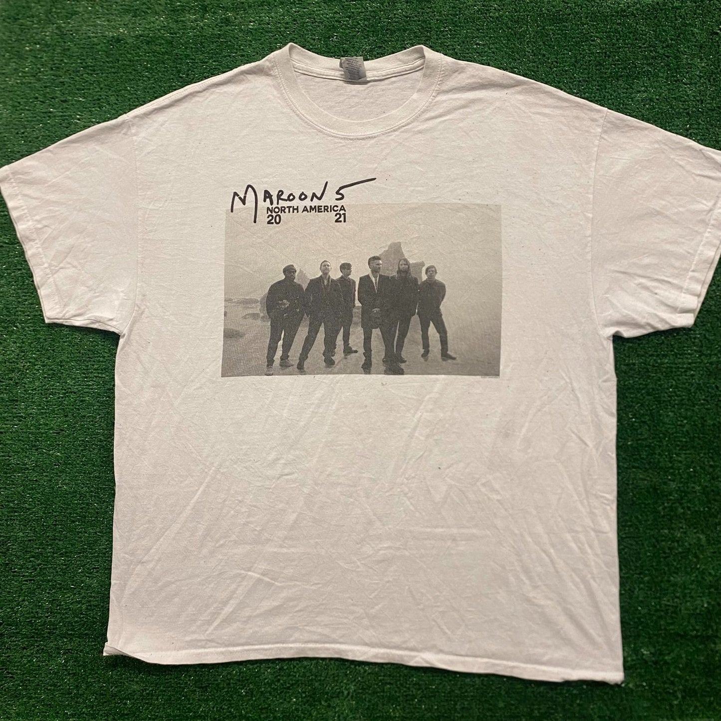 Maroon 5 Vintage Rock Band T-Shirt