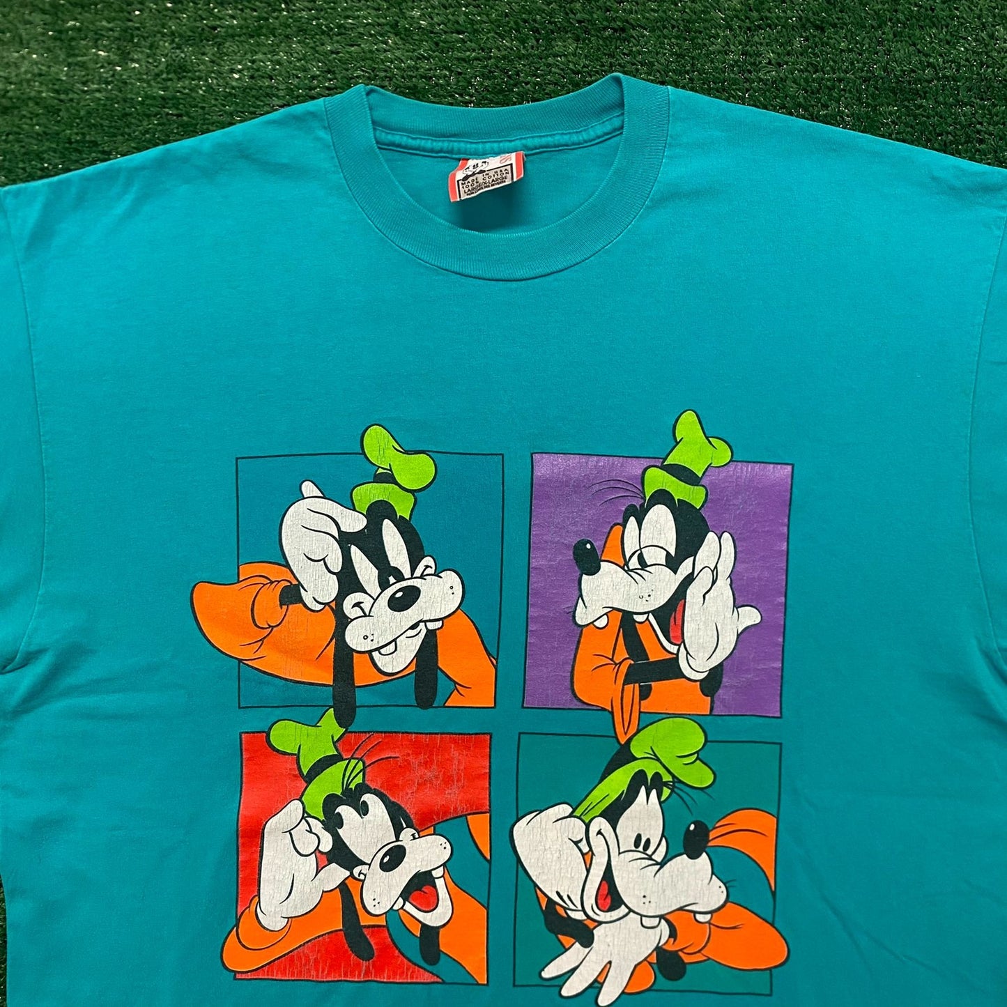 Goofy Pop Art Vintage 90s Cartoon T-Shirt